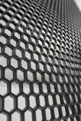 Сетка на решетку крупные соты пластиковая чёрная (1200*400мм) фото 2