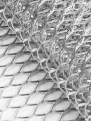 Сетка на решетку ячейка 8х25мм алюминиевая серебро (1000*330мм) КРУПНАЯ фото 4