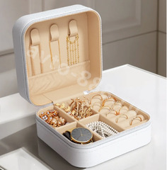 Шкатулка для украшений маленькая белый фото 1