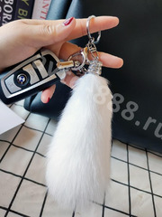Брелок-карабин хвост норки белый фото 2